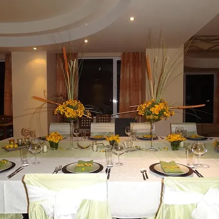 Luliaka Hotell 3*